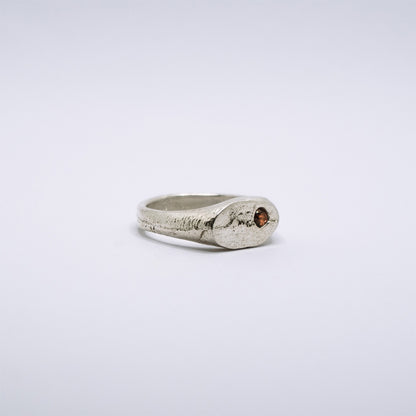 Pad Sapphire Oval Signet